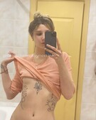 Анкета проститутки Карина - метро Нижегородский, возраст - 20